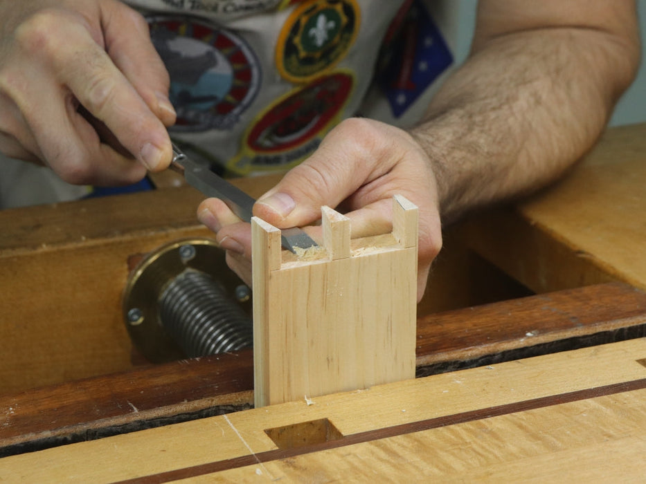 Using a Rob Cosman IBC Chisel