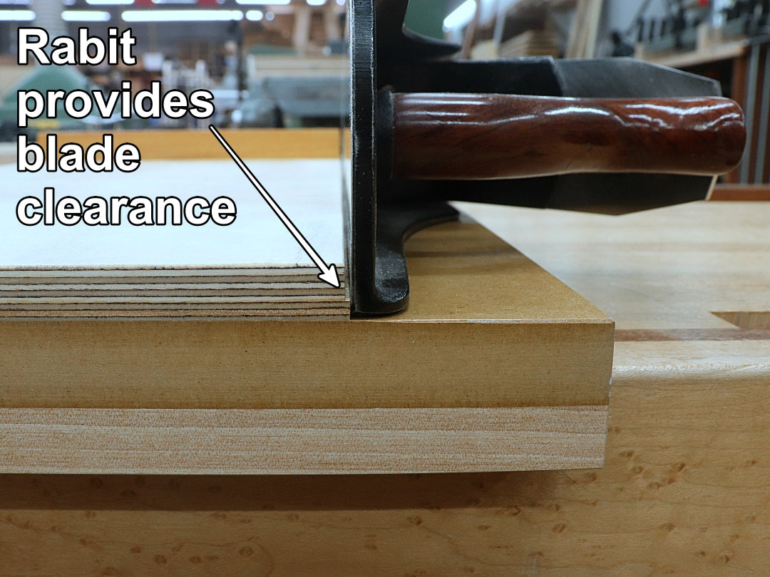 Close up showing the rabit in relationship to th eplane on a Rob Cosman shooting board